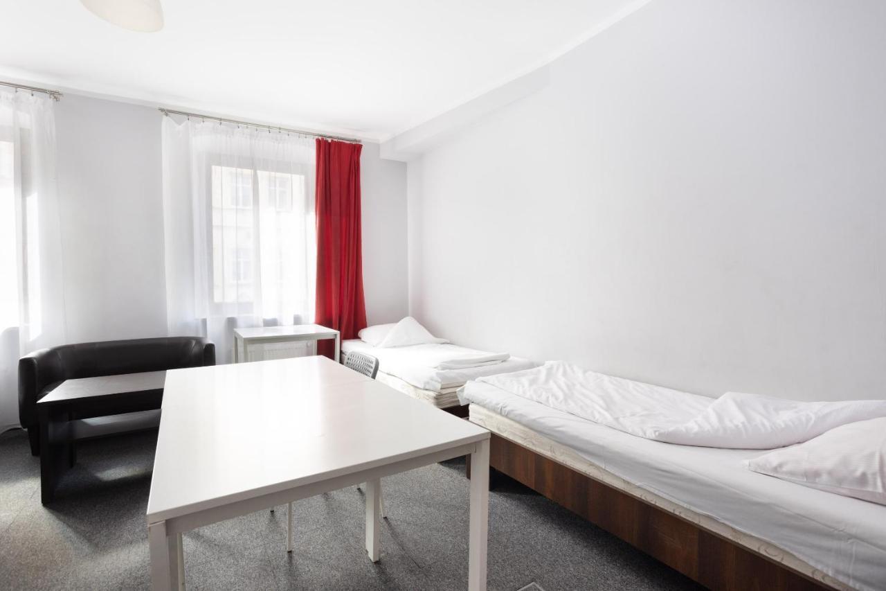 Shick Hostel Wroclaw Exterior photo